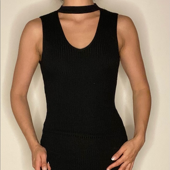 Short Black Dress with neck strip - Picture 2 of 2